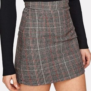 Checkered Plaid Slimming Mini Skirt